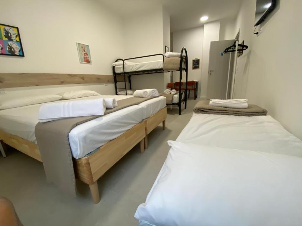San Dionigi 11 Studio Apartments Milano Eksteriør billede